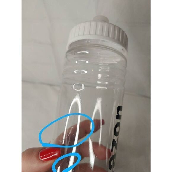 Amazon JFK8 4 Years Lavender Lanyard & Clear Water Bottle - Picture 5 of 8